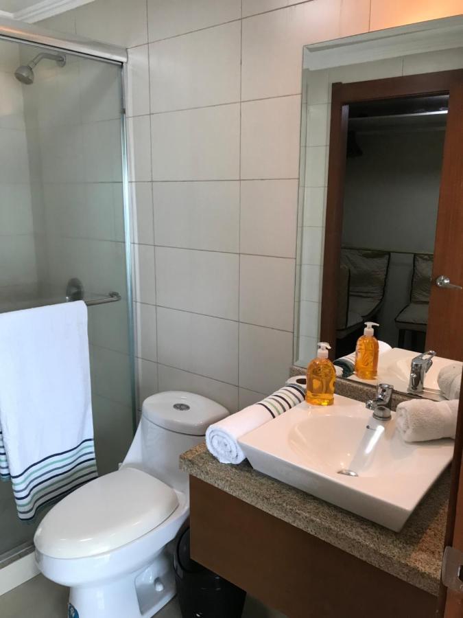 Suites Emporium Гуаякиль Экстерьер фото