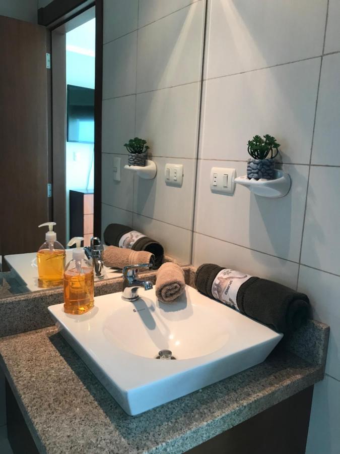 Suites Emporium Гуаякиль Экстерьер фото